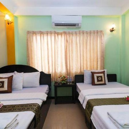 Happy Zone Hostel Siem Reap Buitenkant foto