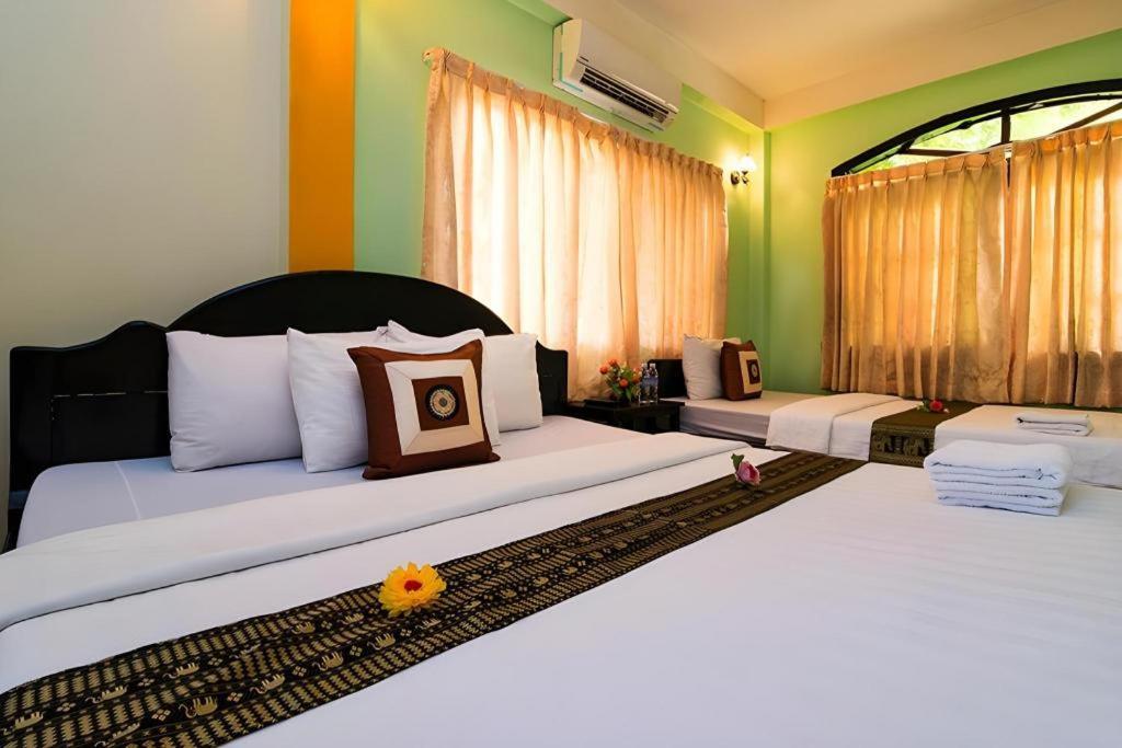 Happy Zone Hostel Siem Reap Buitenkant foto