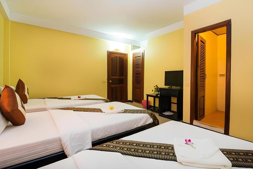Happy Zone Hostel Siem Reap Buitenkant foto