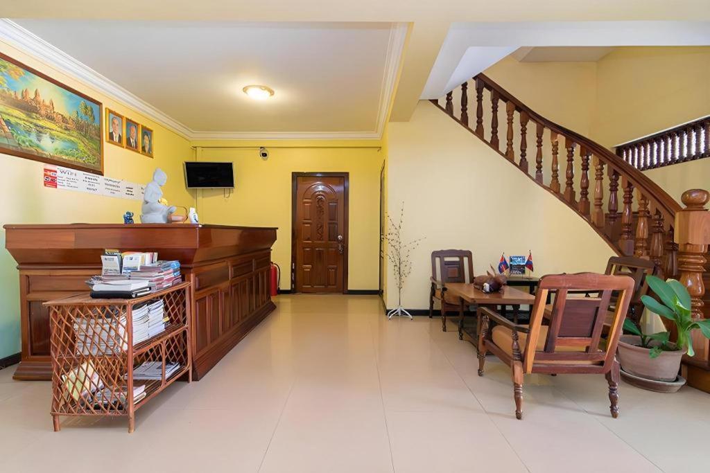 Happy Zone Hostel Siem Reap Buitenkant foto