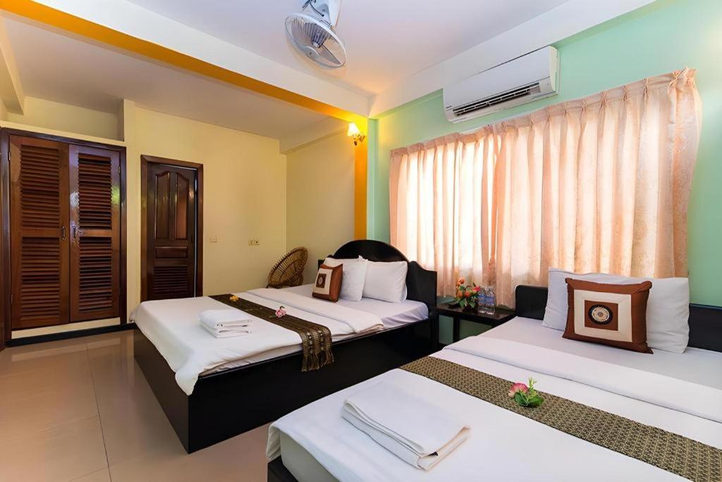 Happy Zone Hostel Siem Reap Buitenkant foto